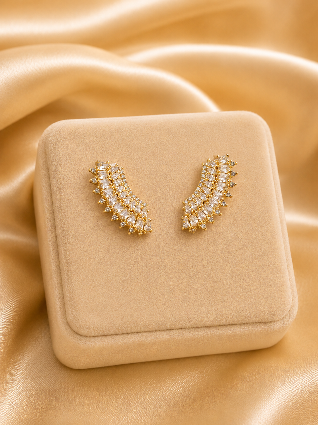 Brinco Earcuff Zircônia Gota