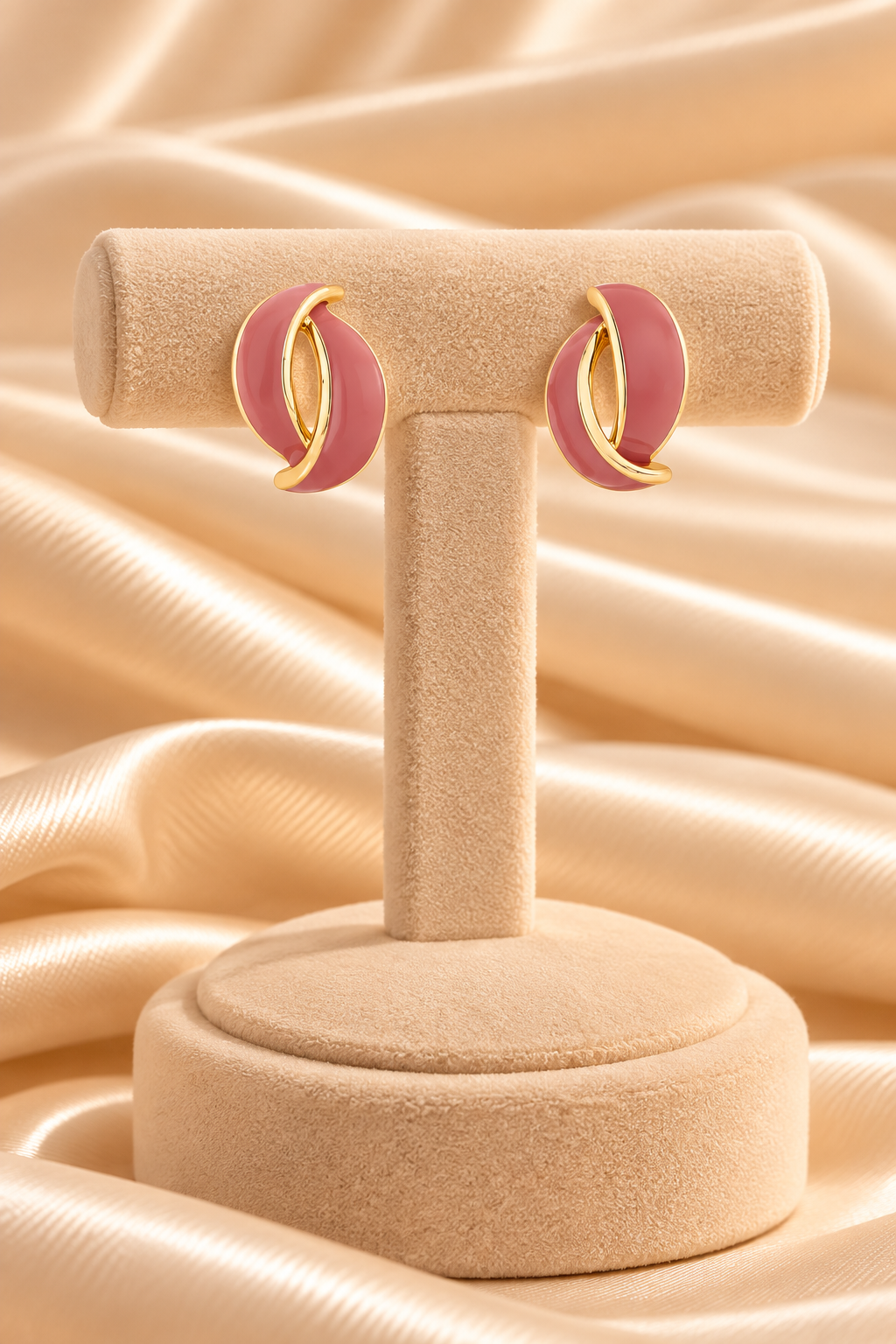 Brinco Curvo Esmaltado Rose